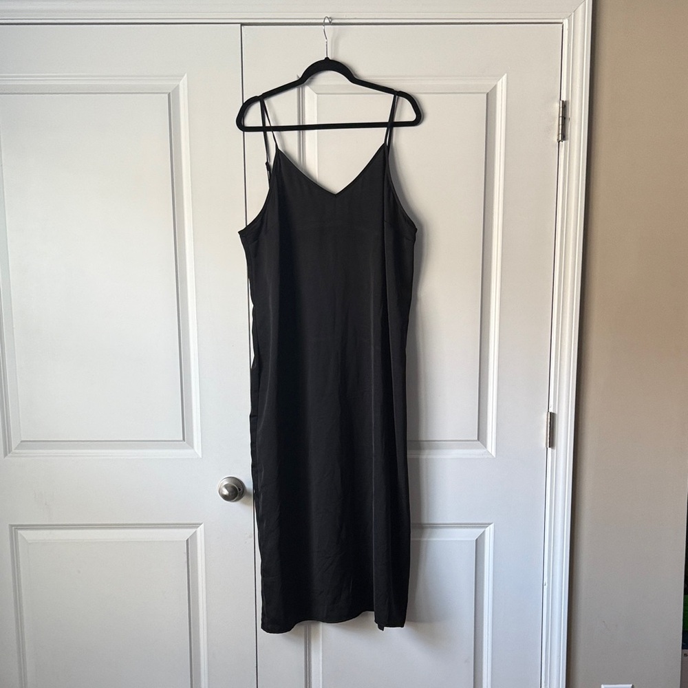 a new day Black Midi Dress